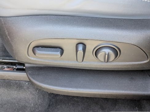 Used 2020 Buick Enclave Essence w/ Sport Touring Edition image 22