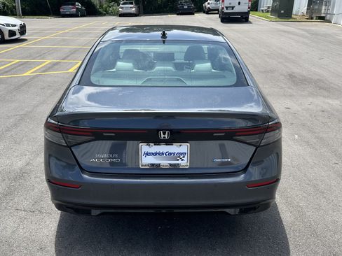 Used 2024 Honda Accord EX-L image 9