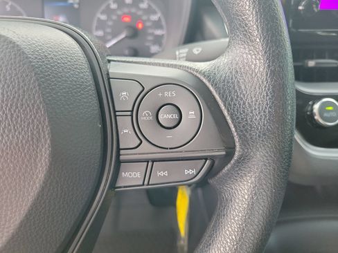 Used 2024 Toyota Corolla LE FWD image 20
