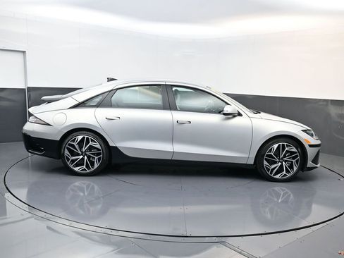 Certified 2023 Hyundai Ioniq 6 SEL image 3