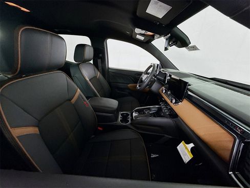 New 2026 GMC Canyon AT4 w/ Nightfall Essentials Package image 21