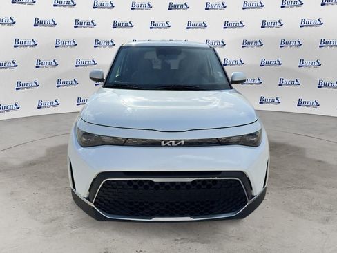 Used 2024 Kia Soul LX w/ Option Group 015 FWD image 2