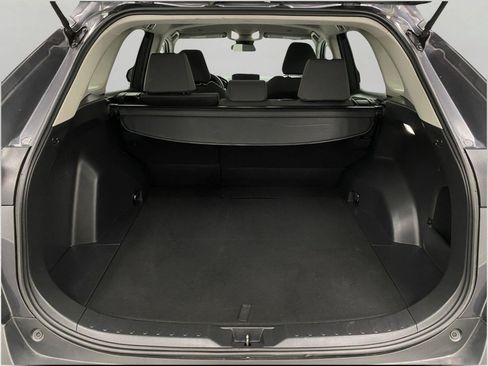 Used 2025 Toyota RAV4 XLE AWD/4WD image 6