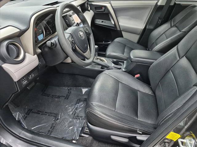 Used 2013 Toyota RAV4 XLE AWD/4WD image 16