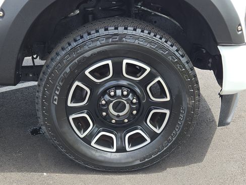 Used 2024 Ford F250 Platinum AWD/4WD image 7