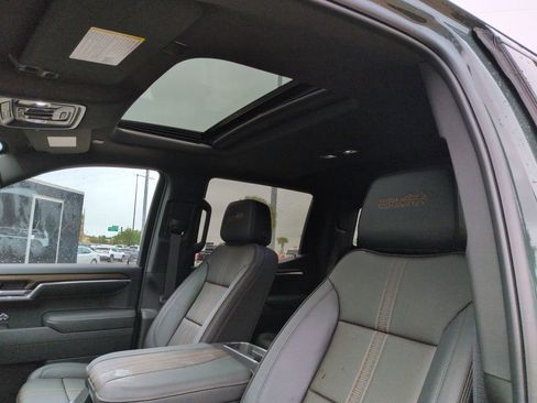 Certified 2026 Chevrolet Silverado 1500 High Country w/ Technology Package image 20