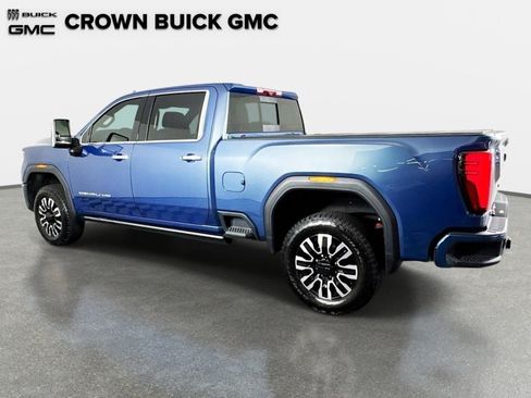 Certified 2025 GMC Sierra 3500 Denali Ultimate AWD/4WD image 7
