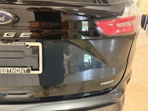 Used 2022 Ford Edge SEL AWD/4WD image 21
