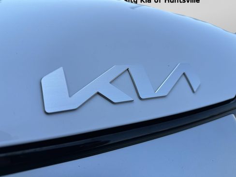 Used 2023 Kia Sportage EX FWD image 27