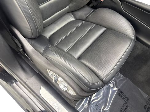 Used 2020 Porsche Macan Turbo AWD/4WD image 45