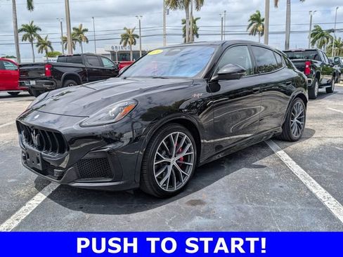 Used 2024 Maserati Grecale Trofeo AWD/4WD image 3