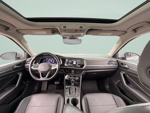 Used 2023 Volkswagen Jetta SE FWD image 25