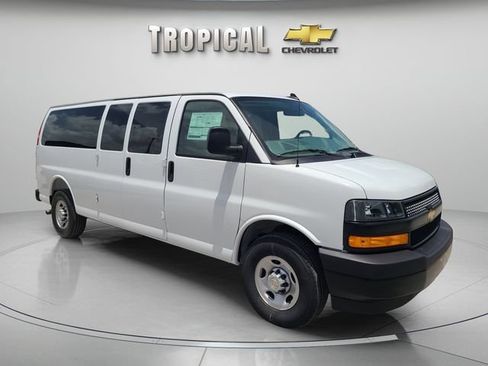 New 2026 Chevrolet Express 3500 LS RWD image 7