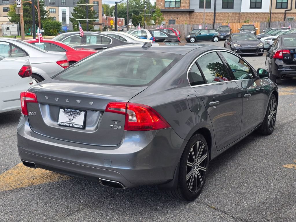 Used 2018 Volvo S60 T5 Inscription Platinum w/ Climate Package FWD image 4