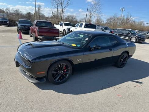 Used 2022 Dodge Challenger GT w/ Plus Package image 14