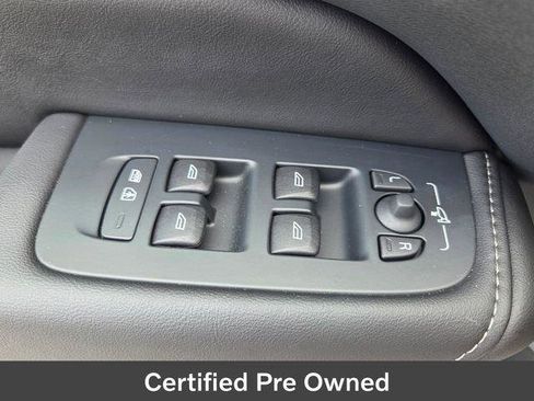 Used 2024 Volvo XC60 B5 Ultimate w/ Protection Package Premier AWD/4WD image 24
