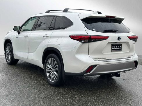 Used 2021 Toyota Highlander Platinum image 5