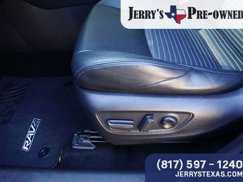 Used 2020 Toyota RAV4 XSE w/ XSE Grade Weather Package image 19