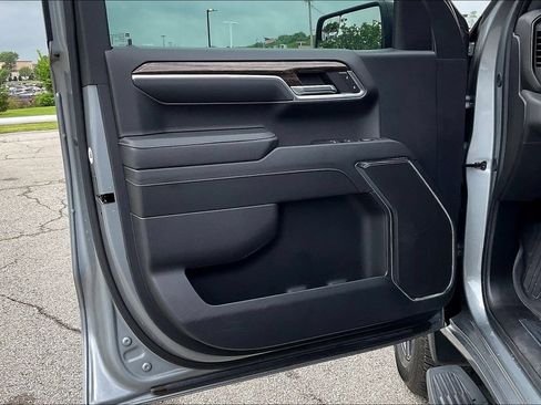 Used 2024 GMC Sierra 1500 Elevation w/ LPO, Elevation Black Package RWD image 19