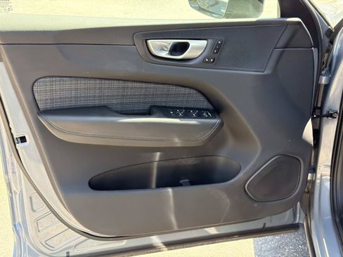 Certified 2024 Volvo XC60 B5 Core w/ Protection Package Premier AWD/4WD image 15
