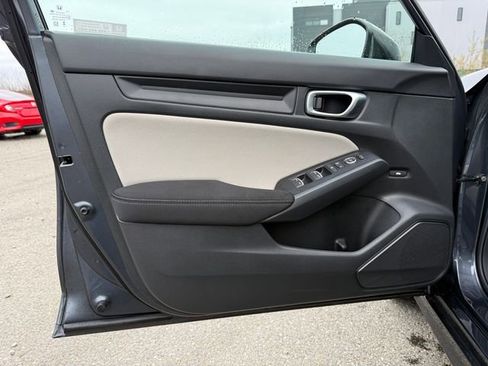 Used 2023 Honda Civic LX image 18