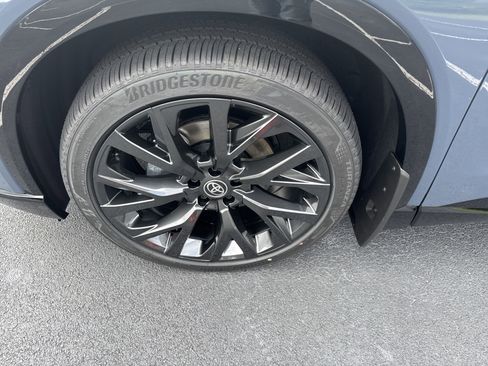 New 2025 Toyota Crown Signia w/ Advanced Technology Package image 9