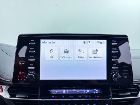 Used 2022 Toyota Sienna XSE w/ XSE Plus Package AWD/4WD image 29