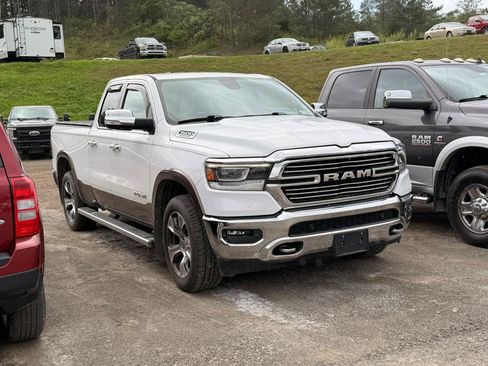 Used 2020 RAM 1500 Laramie AWD/4WD image 1