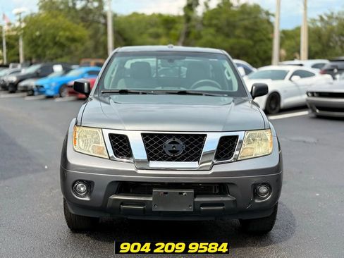 Used 2017 Nissan Frontier SV w/ SV Value Truck Package RWD image 13