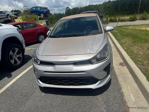 Used 2023 Kia Rio LX FWD image 2