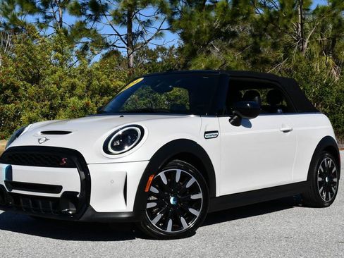 Used 2024 MINI Cooper S w/ Seaside Edition image 30