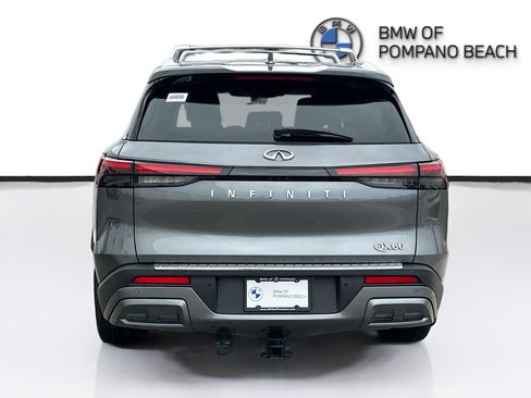 Used 2023 INFINITI QX60 Sensory w/ Vision Package FWD image 6