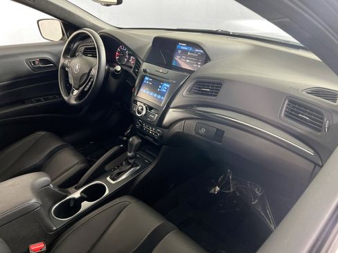 Used 2019 Acura ILX w/ Premium & A-SPEC Package image 28