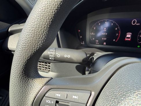 Used 2023 Honda Accord EX image 19