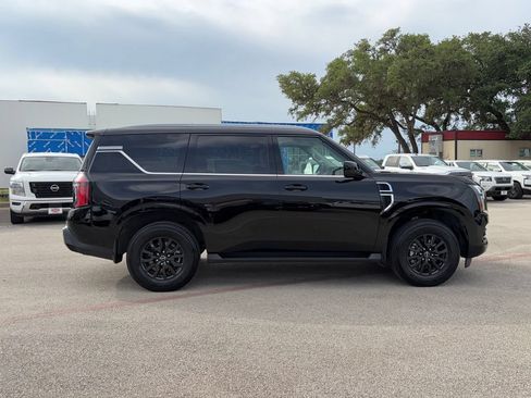 Used 2026 Nissan Armada SV RWD image 4