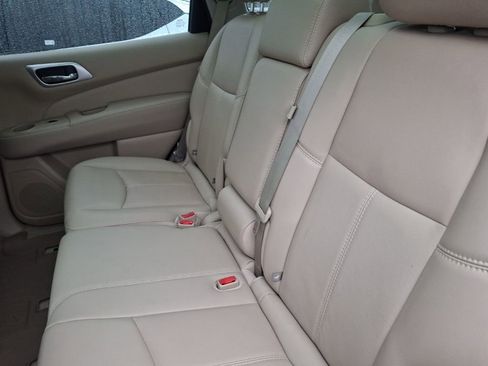 Used 2015 Nissan Pathfinder SL w/ SL Premium Package image 11