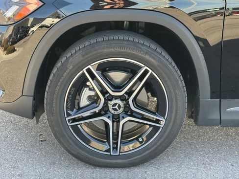 Certified 2026 Mercedes-Benz GLA 250 4MATIC image 11