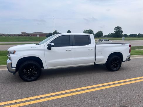 Used 2020 Chevrolet Silverado 1500 LT w/ All-Star Edition AWD/4WD image 8