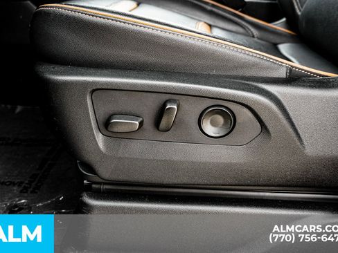 Used 2024 GMC Yukon XL AT4 w/ Technology Package image 36