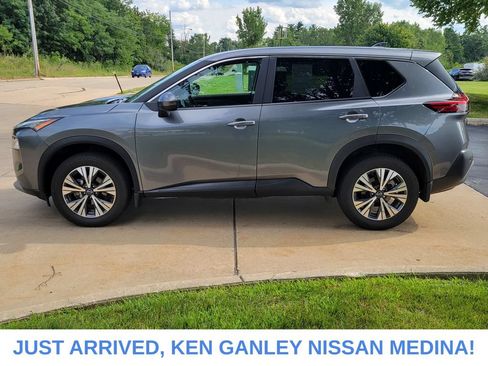 Certified 2023 Nissan Rogue SV AWD/4WD image 6