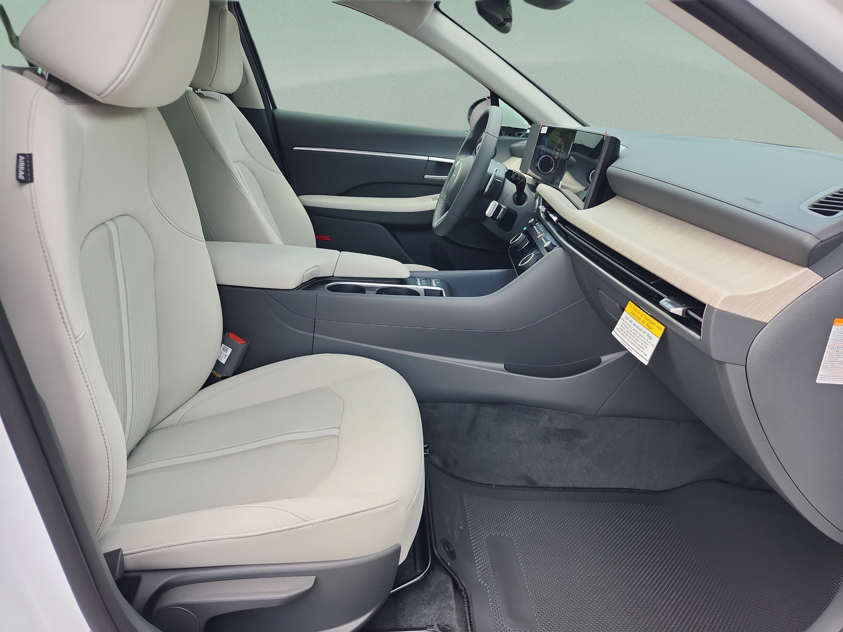 New 2026 Hyundai Sonata SEL FWD image 19