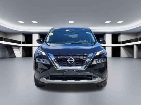 Used 2023 Nissan Rogue SV FWD image 9