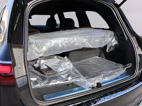 New 2026 Mercedes-Benz GLS 450 4MATIC image 17