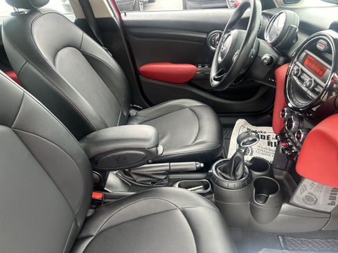 Used 2016 MINI Cooper 4-Door Hardtop FWD image 57