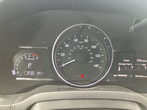 Used 2021 Honda HR-V EX image 14