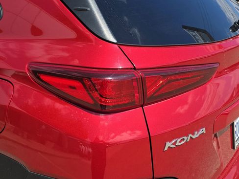 Used 2021 Hyundai Kona SEL image 32