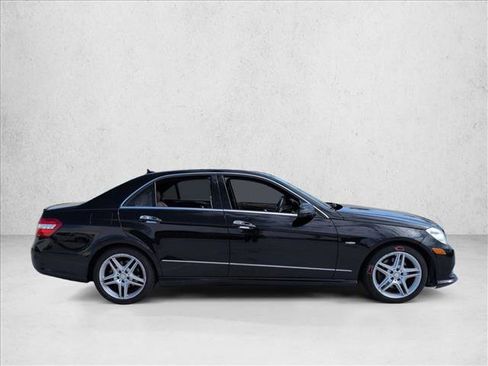 Used 2012 Mercedes-Benz E 350 4MATIC Sedan image 4