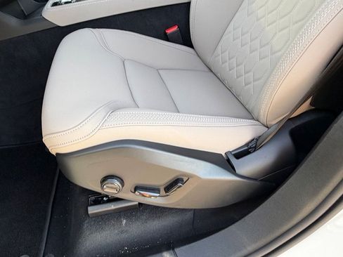 New 2026 Volvo XC90 T8 Plus w/ Protection Package Premier AWD/4WD image 20