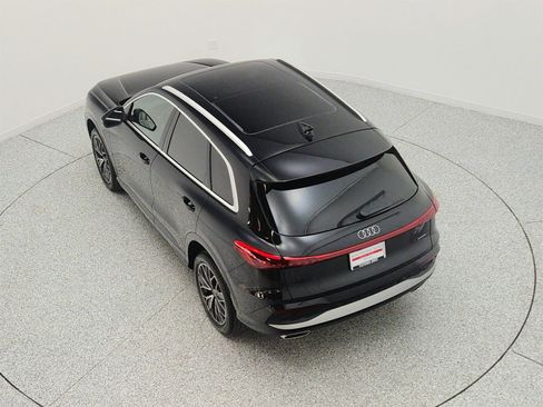 Used 2025 Audi Q5 Premium Plus w/ Premium Plus AWD/4WD image 28