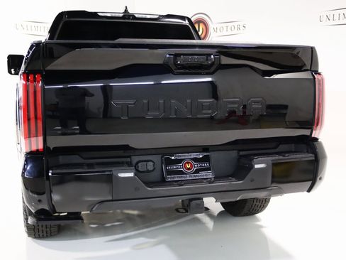 Used 2022 Toyota Tundra Platinum image 28